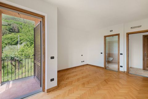 Villa i Pietrasanta, Lucca, Pietrasanta - € 2.000.000 | Ref: CBI129-2006-130259 - foto 14
