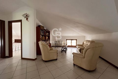 Villa i Pietrasanta, Lucca, Pietrasanta - € 1.350.000 | Ref: CBI129-2006-130272 - foto 14