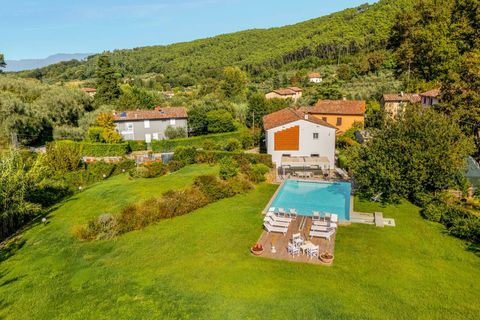 Villa a Lucca, Lucca, Lucca - € 1.350.000 | Ref: CBI129-1788-130275 - foto 2