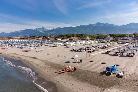 Villa i Massa, Massa and Carrara, Massa - € 1.700.000 | Ref: CBI129-2006-130308 - foto 19