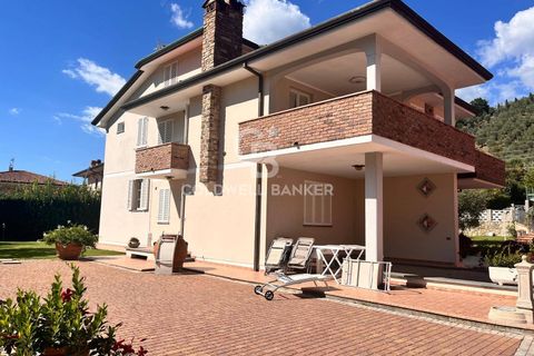 Villa a Camaiore, Lucca, Camaiore - € 840.000 | Ref: CBI129-2006-130318 - foto 3