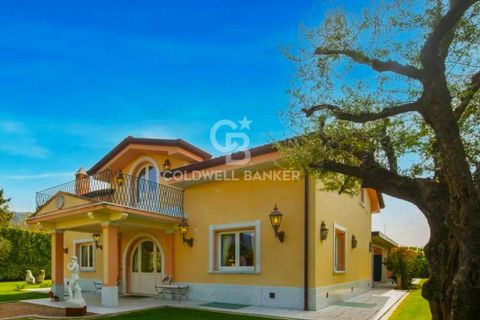 Villa i Pietrasanta, Lucca, Pietrasanta - € 5.000.000 | Ref: CBI129-2610-130357 - foto 2