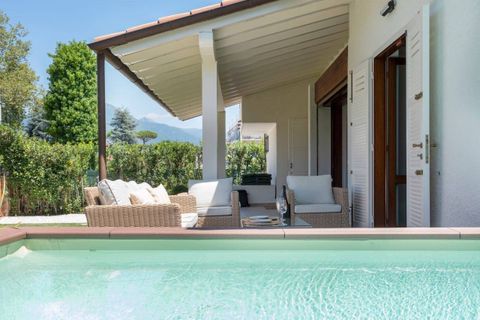 Villa i Pietrasanta, Lucca, Pietrasanta - € 1.490.000 | Ref: CBI129-1110-130376 - foto 2