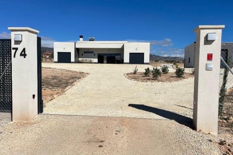 Villa i Pinoso, Alicante, Pinoso - € 436.000 | Ref: CON-13119 - foto 3