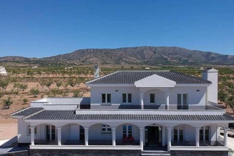 Villa i Pinoso, Alicante, Pinoso - € 547.000 | Ref: CON-75623 - foto 1