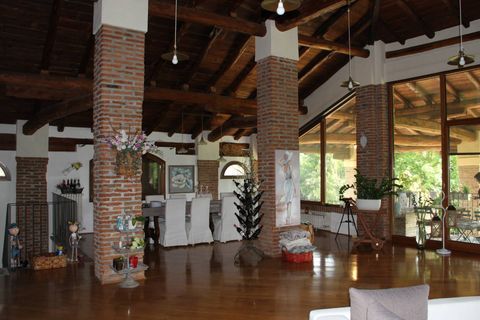 Villa a Castel Maggiore, Bologna, Castel Maggiore - € 1.150.000 | Ref: CE616 - foto 2