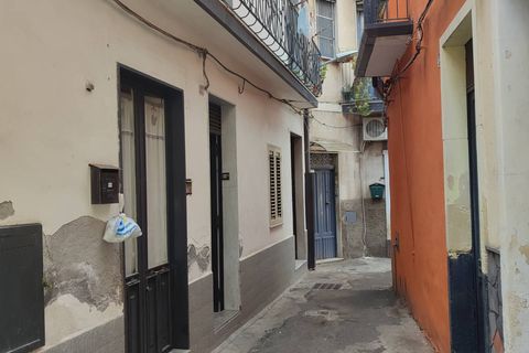 Villa a Paterno, Catania, Paterno - € 85.000 | Ref: 572 - foto 4