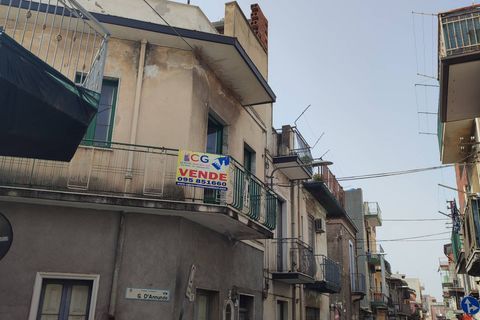 Villa a Paterno, Catania, Paterno - € 60.000 | Ref: 579 - foto 2