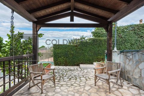 Villa a Frascati, Rome, Frascati - € 850.000 | Ref: CBI143-2042-8083 - foto 7