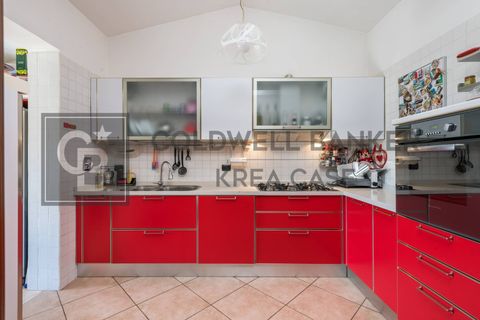 Villa a Frascati, Rome, Frascati - € 850.000 | Ref: CBI143-2042-8083 - foto 12