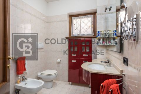 Villa a Frascati, Rome, Frascati - € 850.000 | Ref: CBI143-2042-8083 - foto 19