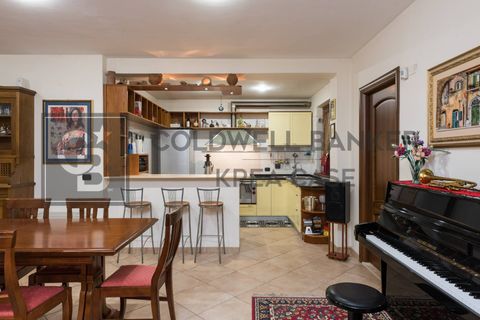 Villa a Frascati, Rome, Frascati - € 850.000 | Ref: CBI143-2042-8083 - foto 33