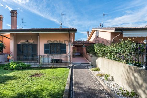 Villa a Frascati, Rome, Frascati - € 850.000 | Ref: CBI143-2042-8083 - foto 46