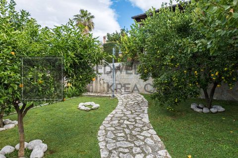 Villa a Frascati, Rome, Frascati - € 850.000 | Ref: CBI143-2042-8083 - foto 48