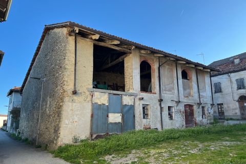 Villa a Serravalle Langhe, Cuneo, Serravalle Langhe - € 110.000 | Ref: D717.25 - foto 2