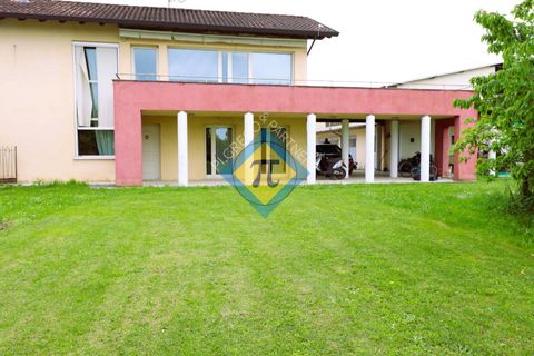 Villa a Cordenons, Pordenone, Cordenons - € 495.000 | Ref: 305 - foto 2