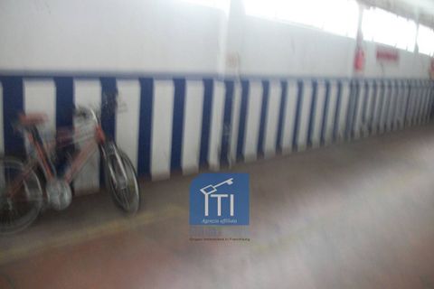 Parkeringsplads i Rome, Rome, Rome - € 32.500 | Ref: ITI 048-SU37988 - foto 9