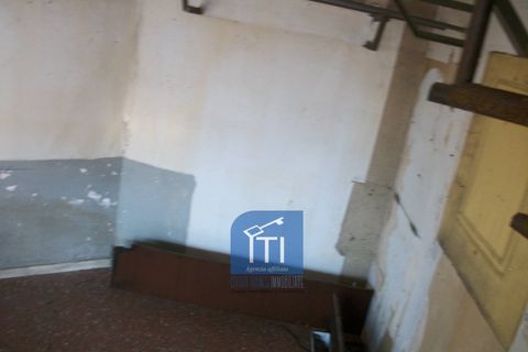 Erhvervsejendom i Rome, Rome, Rome - € 110.000 | Ref: ITI 048-SU38028 - foto 2