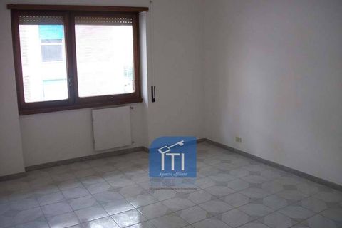 Villa a Rome, Rome, Rome - € 350/mes | Ref: ITI 048-SU38093 - foto 7