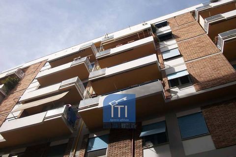 Villa a Rome, Rome, Rome - € 350/mes | Ref: ITI 048-SU38093 - foto 11