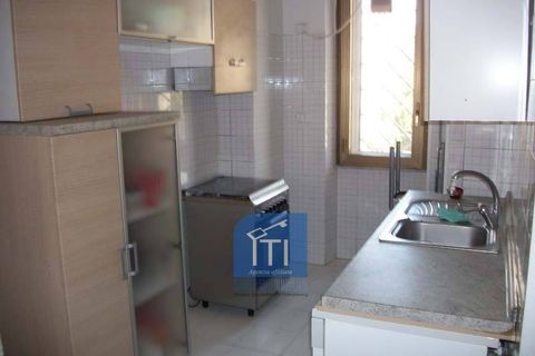 Villa a Rome, Rome, Rome - € 550/mes | Ref: ITI 048-SU38493 - foto 8