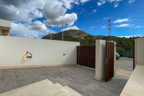 Villa a Finestrat, Alicante, Finestrat - € 3.100/mes | Ref: ALQF085/6084 - foto 9