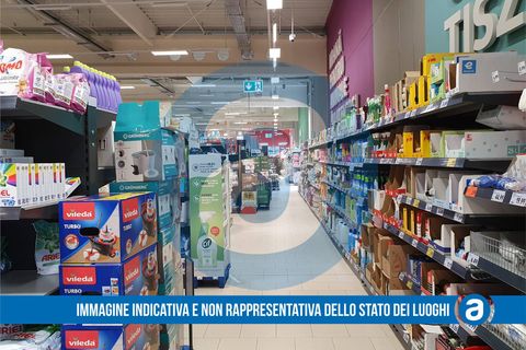 Erhvervsejendom i Bari, Bari, Bari - € 790.000 | Ref: San_Girolamo_locale_commerciale - foto 1