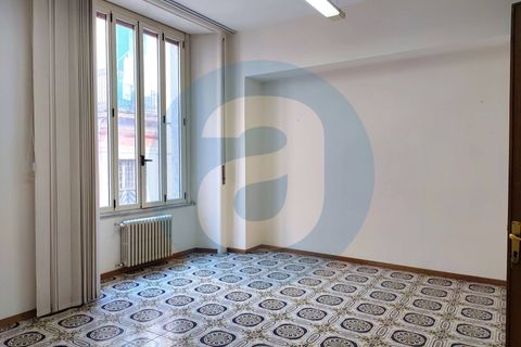 Erhvervsejendom i Bari, Bari, Bari - € 3.250.000 | Ref: Palazzo_Persia_Diana_Strada_San_Bartolomeo - foto 5