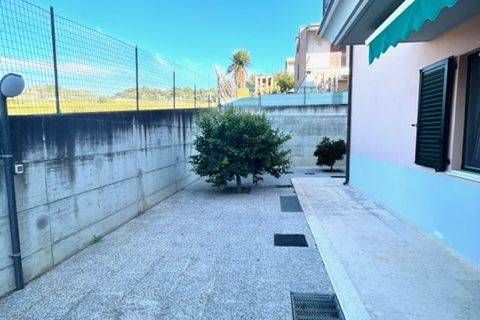 Lejlighed i Massignano, Ascoli Piceno, Massignano - € 180.000 | Ref: 7673 - foto 23