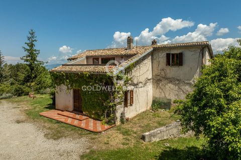 Villa a Spoleto, Perugia, Spoleto - € 520.000 | Ref: CBI134-2635-74 - foto 15