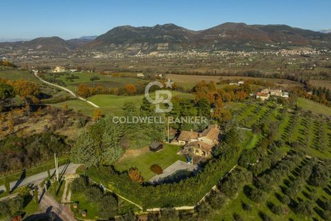 Landejendom i Gubbio, Perugia, Gubbio - € 595.000 | Ref: CBI134-1917-133 - foto 18