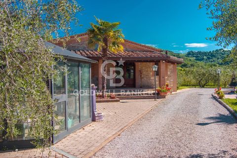 Landejendom i Perugia, Perugia, Perugia - € 587.000 | Ref: CBI134-1917-137 - foto 7