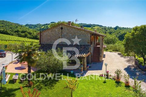 Landejendom i Perugia, Perugia, Perugia - € 587.000 | Ref: CBI134-1917-137 - foto 9