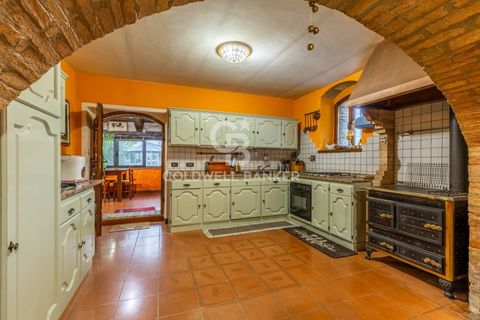 Landejendom i Perugia, Perugia, Perugia - € 587.000 | Ref: CBI134-1917-137 - foto 16