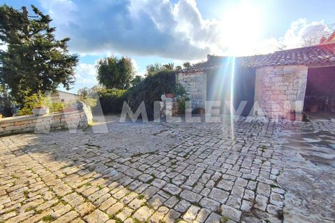 Landejendom i Scicli, Ragusa, Scicli - € 200.000 | Ref: 1235 - foto 2