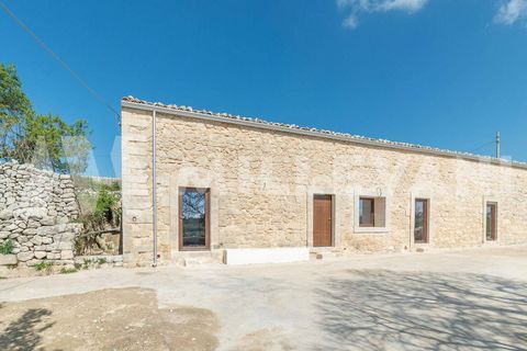 Landejendom i Ragusa, Ragusa, Ragusa - € 585.000 | Ref: 1246 - foto 1