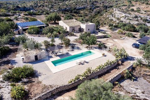 Villa i Noto, Siracusa, Noto - € 1.450.000 | Ref: 1044 - foto 1