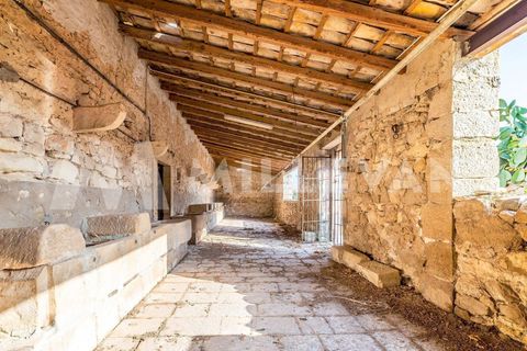 Landejendom i Ragusa, Ragusa, Ragusa - € 620.000 | Ref: 1349 - foto 30
