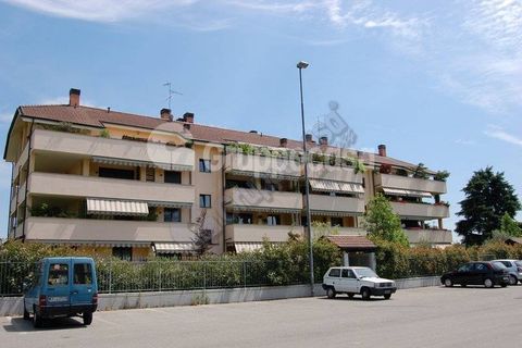 Parkeringsplads i Magenta, Milan, Magenta - € 15.000 | Ref: Box auto Via G. L. Bernini 42 - foto 15