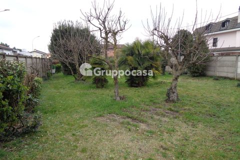 Helårsgrund i Casorezzo, Milan, Casorezzo - € 100.000 | Ref: Casorezzo via stoppani - foto 13