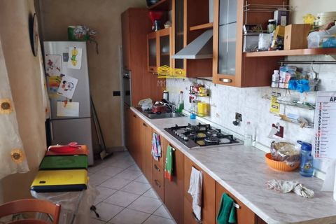 Villa i Brembate, Bergamo, Brembate - € 110.000 | Ref: 97 - foto 2