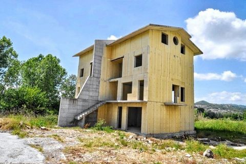 Terra a Isernia, Isernia, Isernia - € 151.243 | Ref: 12942 - foto 11