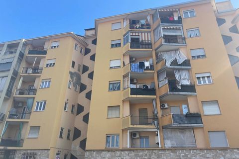 Lejlighed i Moncalieri, Turin, Moncalieri - € 45.000 | Ref: JMSOMALIA - foto 1