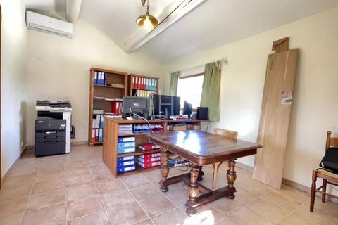 Landejendom i Arles, Bouches-du-Rhone, Arles - € 839.000 | Ref: 0579 - foto 8