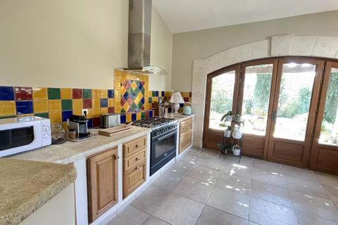 Landejendom i Arles, Bouches-du-Rhone, Arles - € 839.000 | Ref: 0579 - foto 12