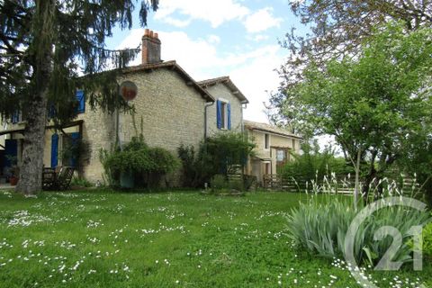 Masia a Pers, Deux-Sevres, Pers - € 283.000 | Ref: 8692 - foto 2