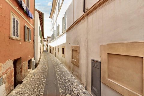 Erhvervsejendom i Foligno, Perugia, Foligno - € 163.243 | Ref: 24782 - foto 4