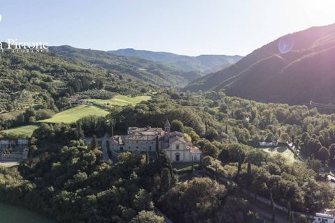 Villa i Dicomano, Florence, Dicomano - € 3.000.000 | Ref: VILL400V - foto 27