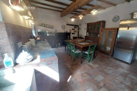 Villa i Rufina, Florence, Rufina - € 150.000 | Ref: GA212 - foto 4