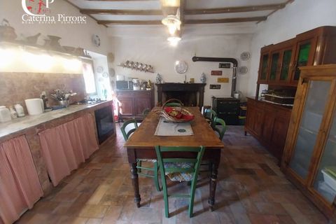 Villa i Rufina, Florence, Rufina - € 150.000 | Ref: GA212 - foto 5